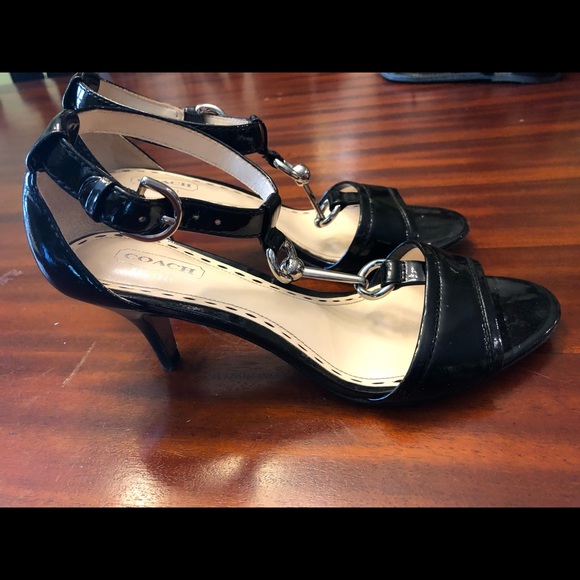 Coach Inez Black Patent Leather Kitten Heels - Picture 2 of 6